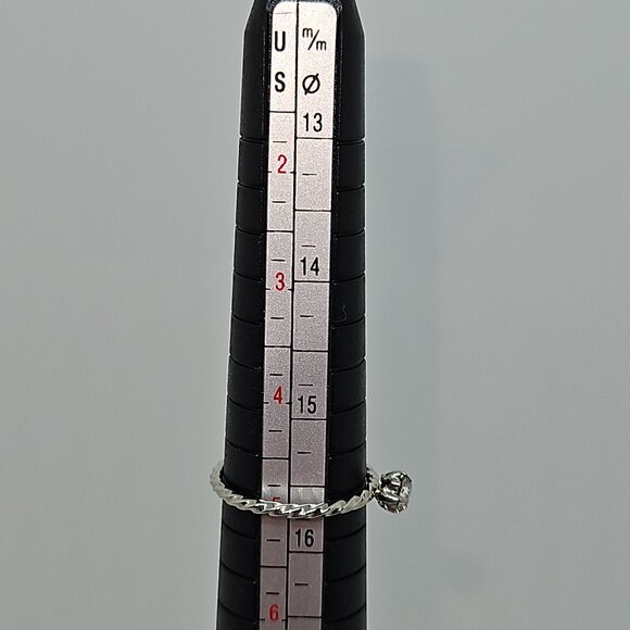 Beautiful Faux Solitaire Diamond with Silver Tone Twisted Band Size 5 - Picture 8 of 8